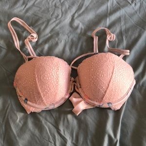 Peach lace VS bra
